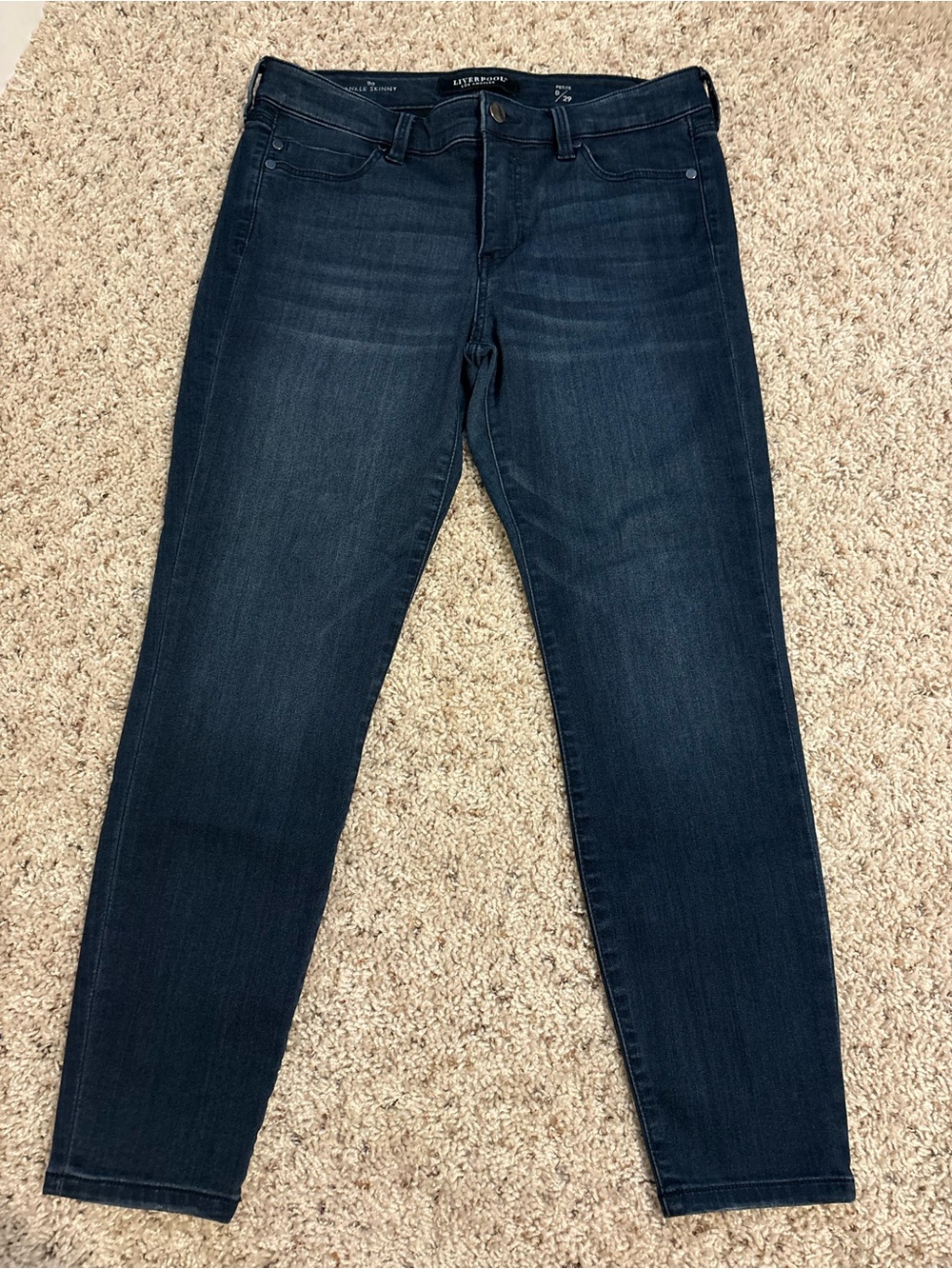 Liverpool Los Angeles Ankle Skinny Jeans Dark Rinse Size 8/29 Petites EUC